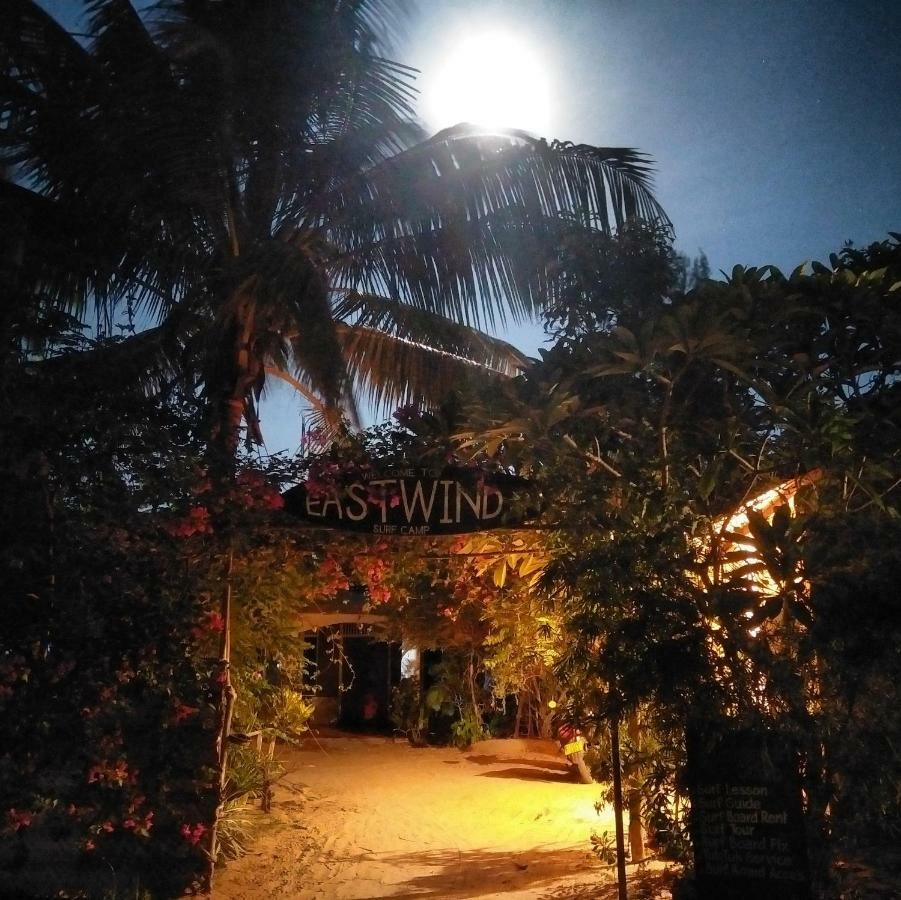 Eastwind Surf Camp Otel Arugam Bay Dış mekan fotoğraf